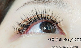 속눈썹 연장 thumbnail image