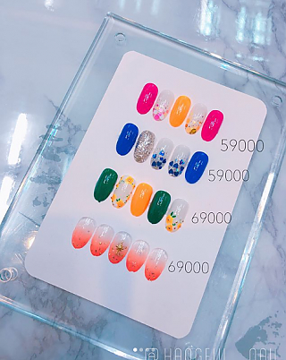 이달의 네일 59000원부터 thumbnail image