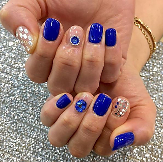 여름은 블루 thumbnail image